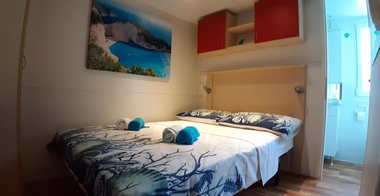 Mobile Home Lucan Драге Екстериор снимка