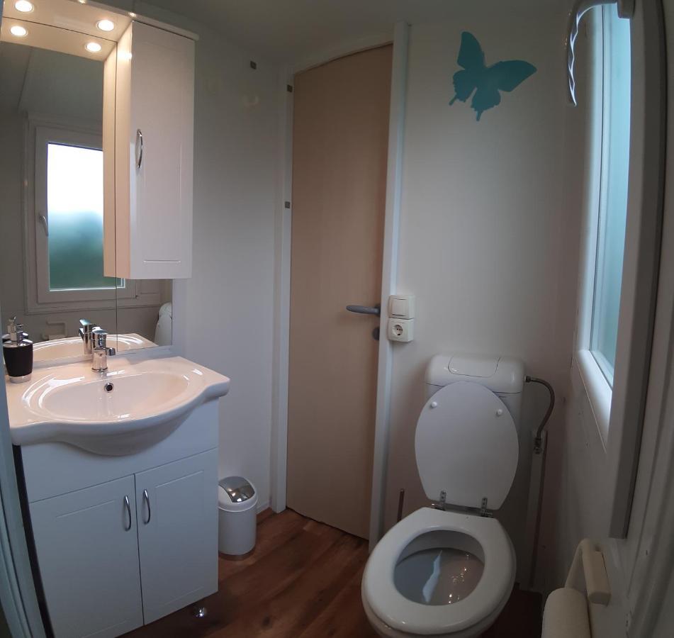 Mobile Home Lucan Драге Екстериор снимка